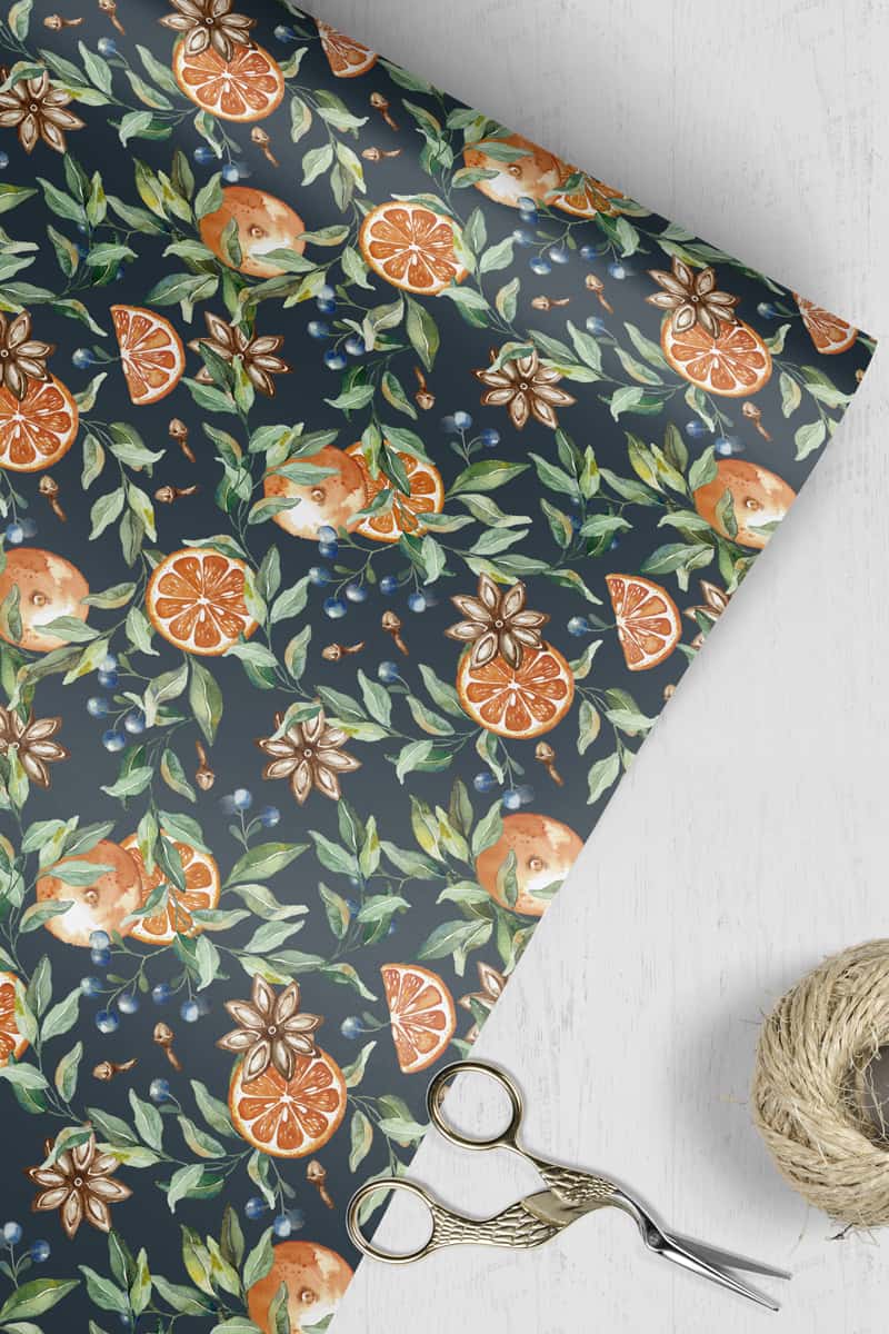 Gift paper in orange motif